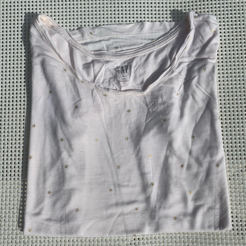 Gap 🌟 Gold 🌟 Stars 🌟 Cream Color T-shirt